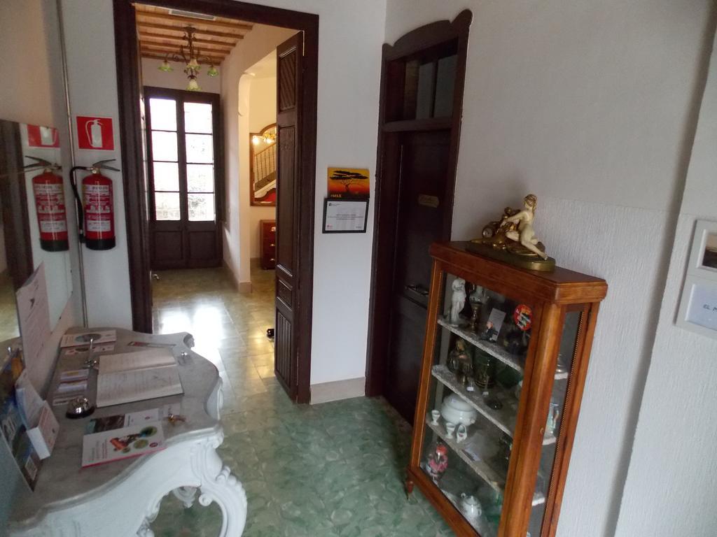 Hostal Cal Pla Sant Llorenc Savall Exteriér fotografie