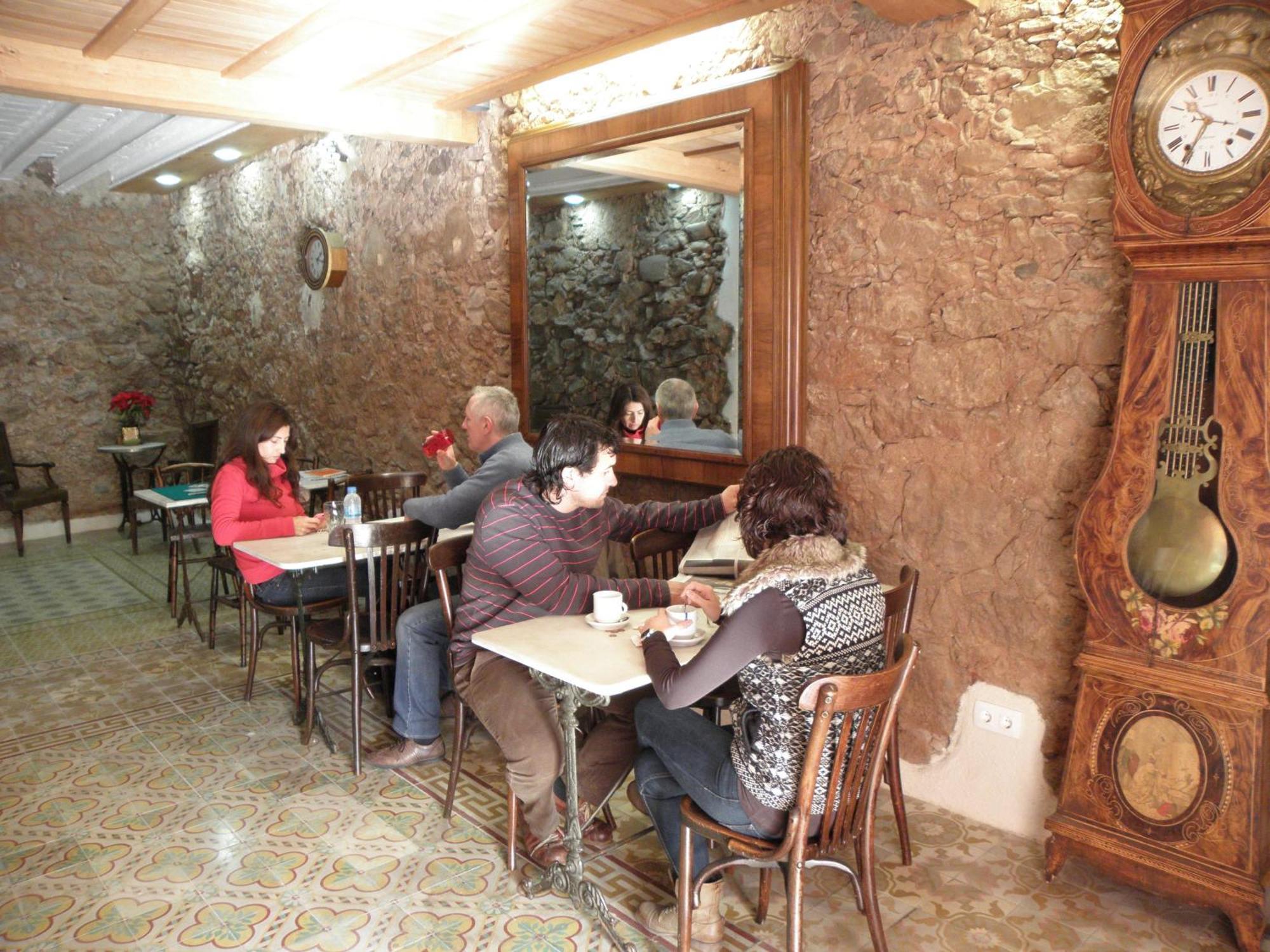 Hostal Cal Pla Sant Llorenc Savall Exteriér fotografie